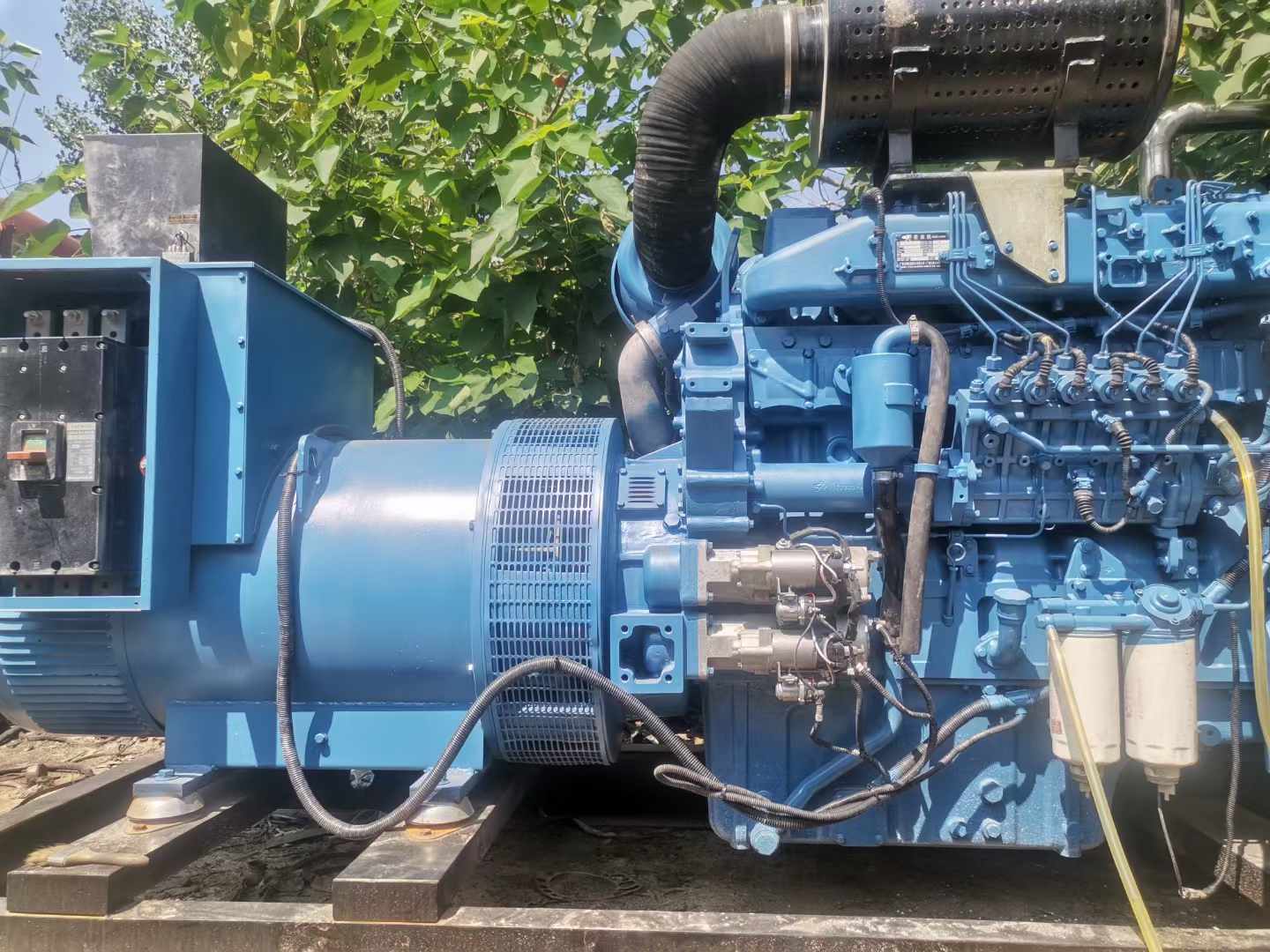 柳城详细说明降低 800kW 柴油发电机输出电流波动的方法