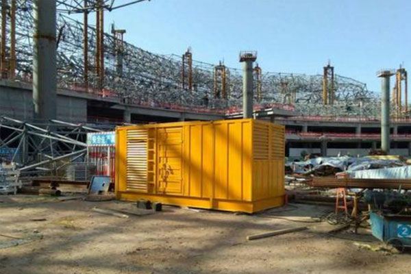 柳城发电机出租如何判断空气滤清器是否需要更换？
