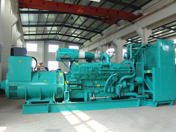 柳城影响800KW发电机组油耗的因素有哪些？